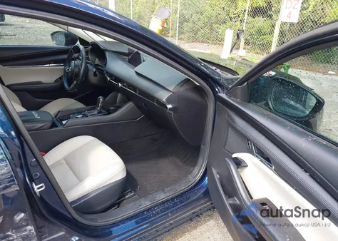 2021 Mazda Mazda3 Preferred из США, поврежденный, VIN 3MZBPACL8MM254183